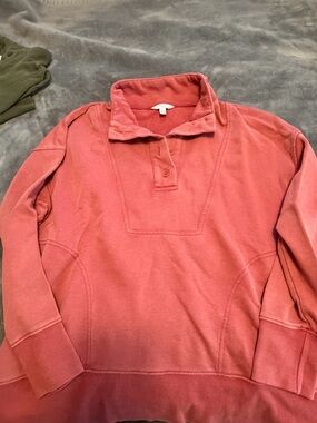 Time and Tru Coral Crewneck Pullover